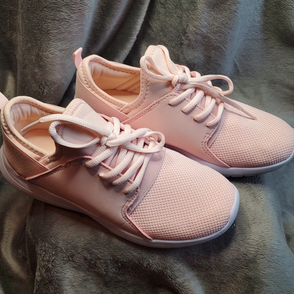 Crane Shoes - Crane Memory Foam Pink Shoes